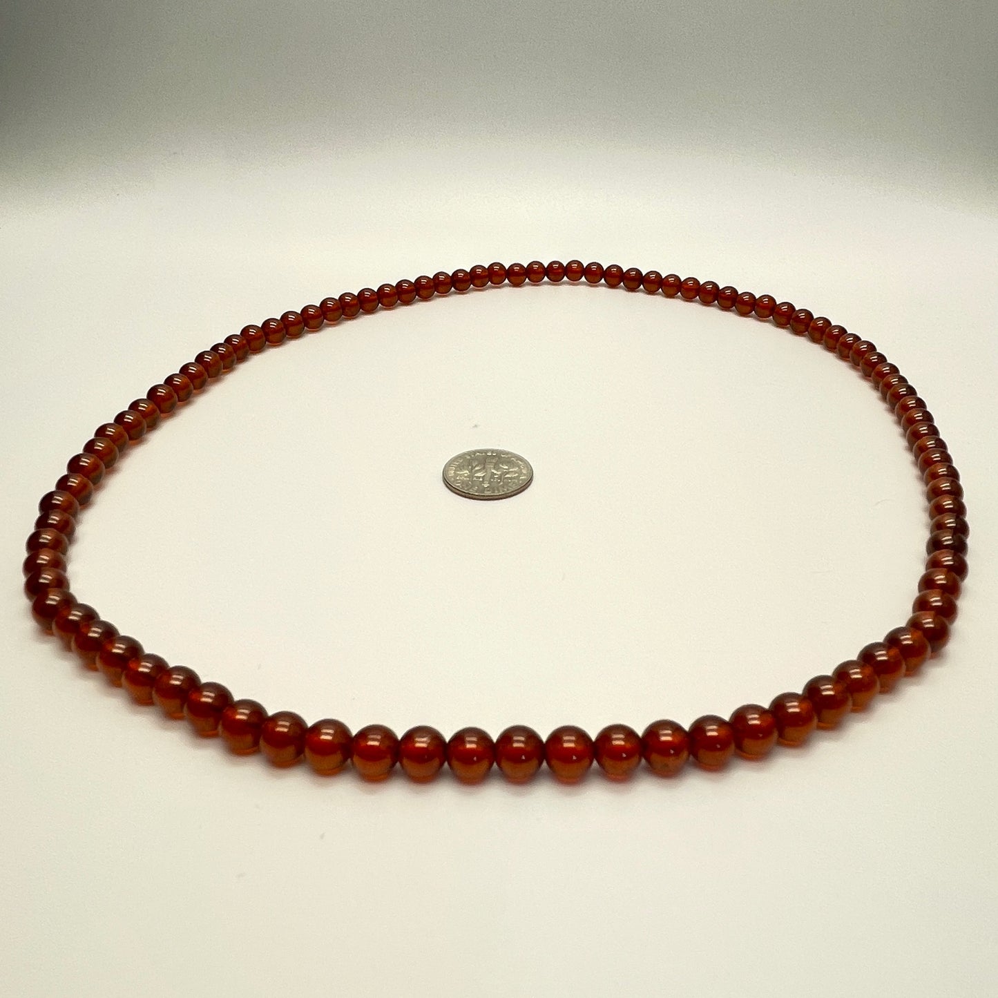 Stonelry Natural Garnet Beaded Bracelet (6+mm)