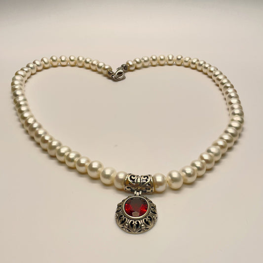 Stonelry High-Quality Natural Garnet Pendant Pearl Necklace