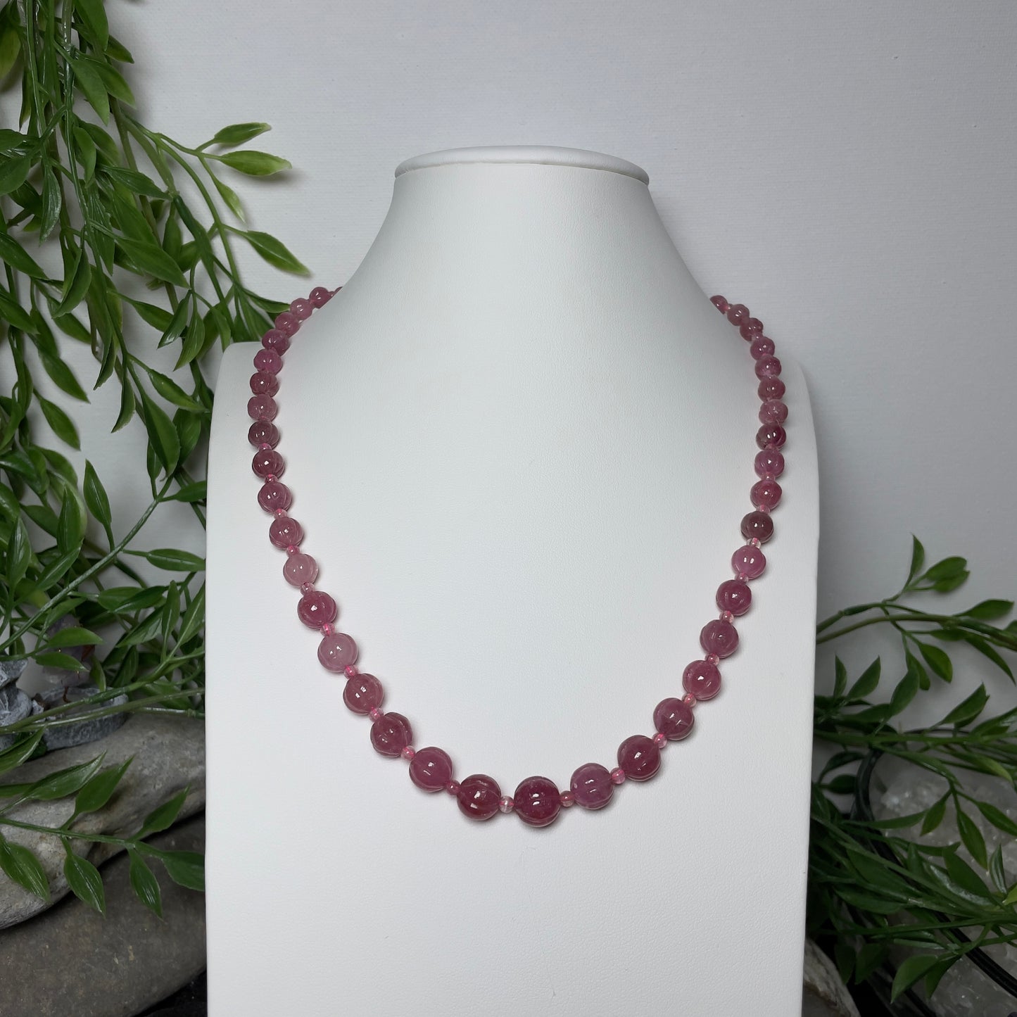 Stonelry Elegant Pink Tourmaline Beaded Necklace - Natural Gemstone Jewelry for Sophisticated Elegance