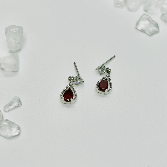 Stonelry Garnet Drop Earrings - Crimson Tears