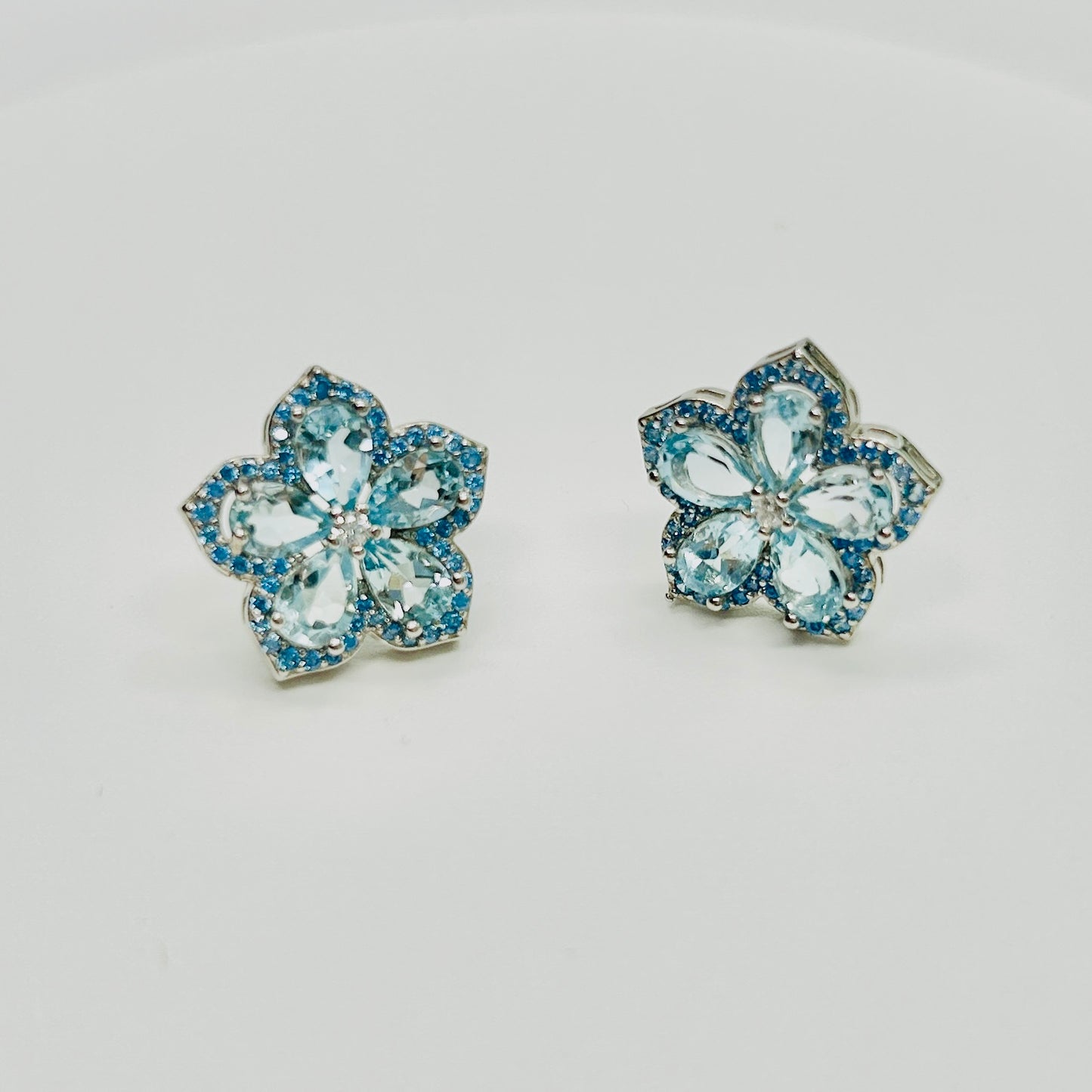 Stonelry Blue Topaz Stud Earrings and Ring Set - Snowflake Blossoms