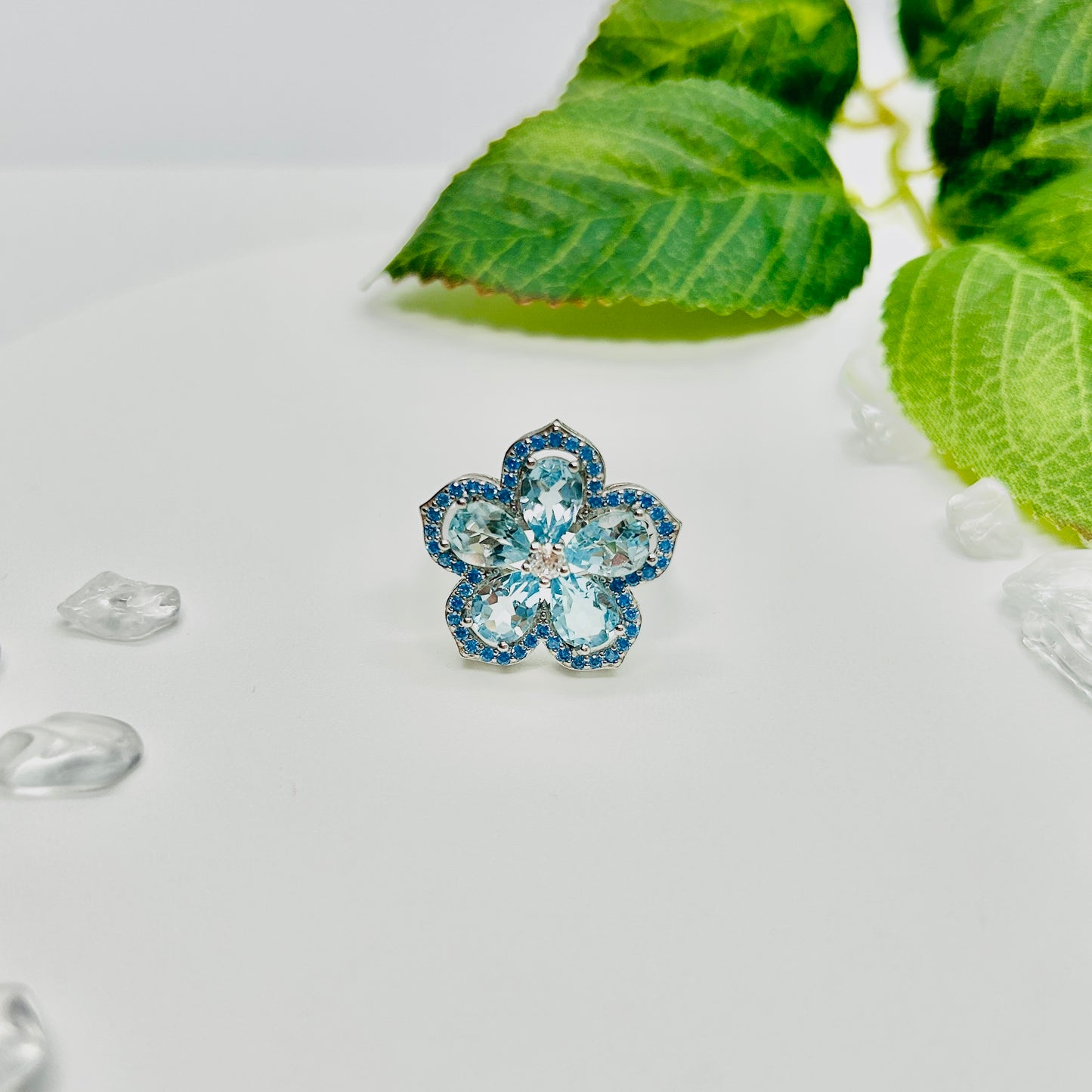 Stonelry Blue Topaz Stud Earrings and Ring Set - Snowflake Blossoms