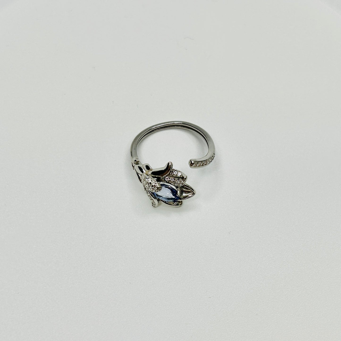 Stonelry Tanzanite Ring - Lily Flower Bypass Ring