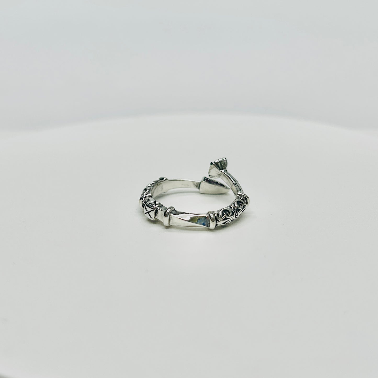 Stonelry Silver Ring - Flowering Spike Bypass Ring