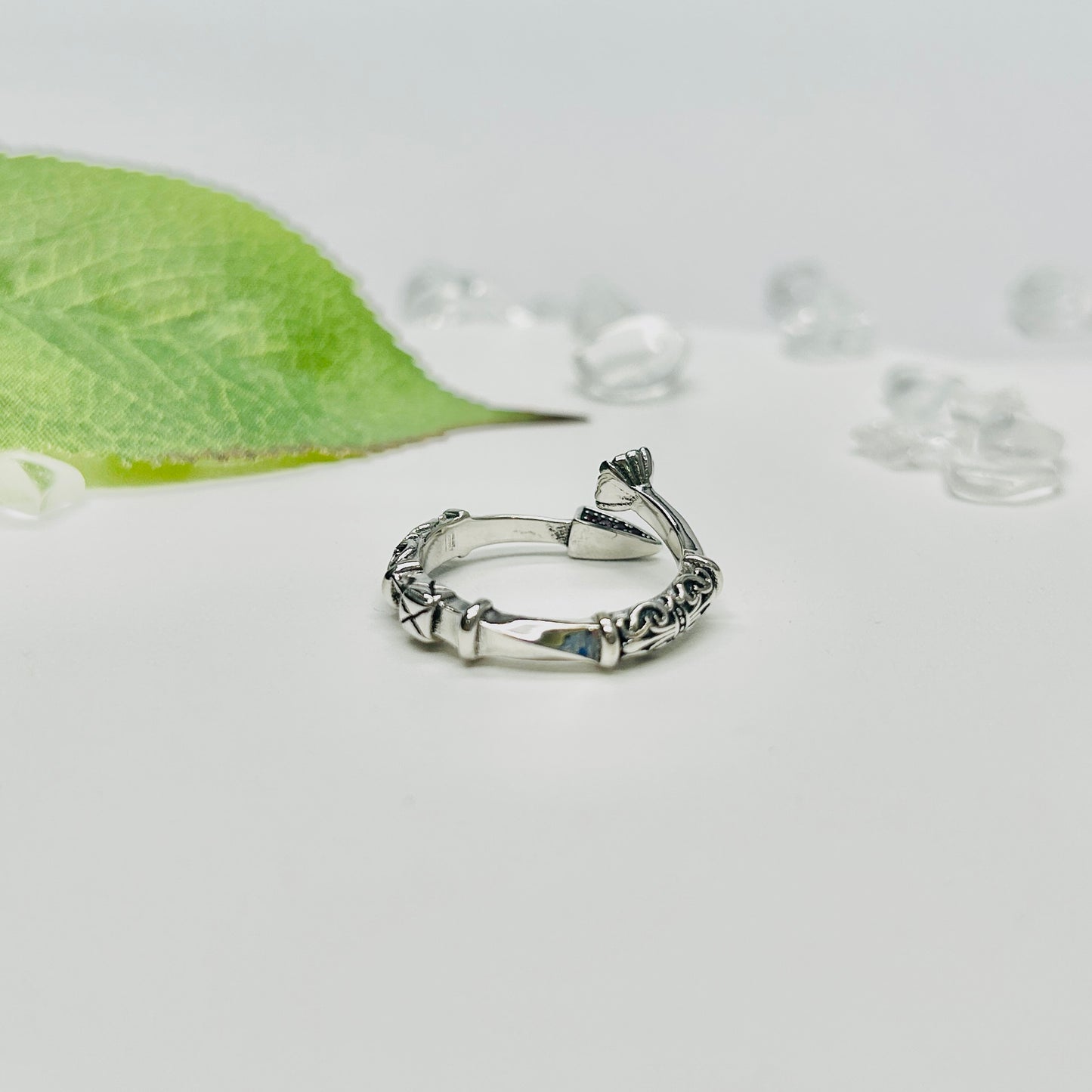 Stonelry Silver Ring - Flowering Spike Bypass Ring
