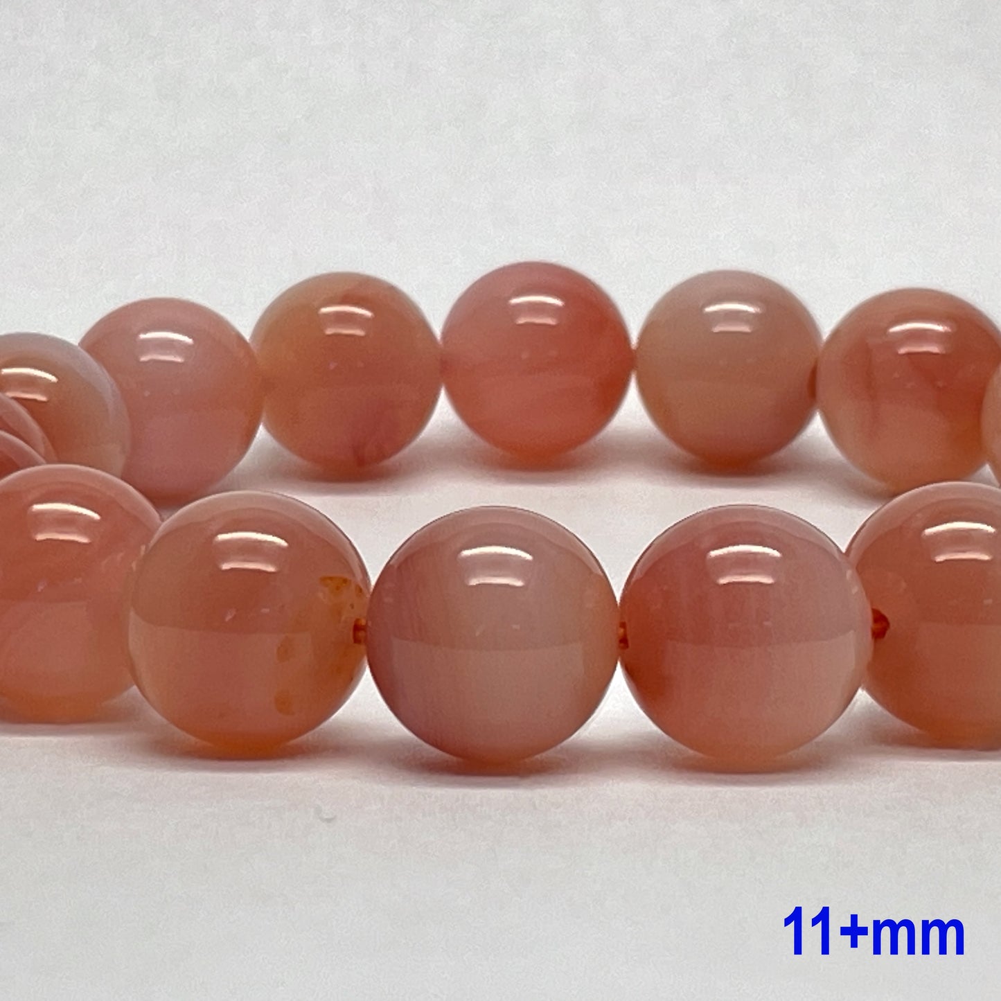 Stonelry Natural Peach Yanyuan Agate Beaded Bracelet (9 to 11+mm)