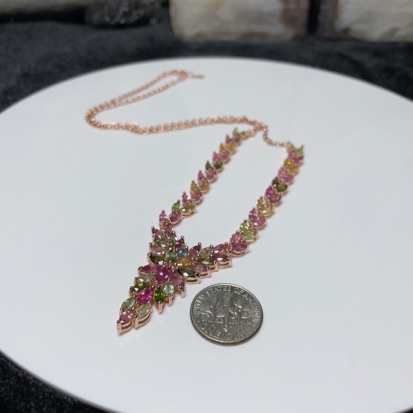 Stonelry Elegant Rose Gold Tourmaline Leaf Pendant Necklace