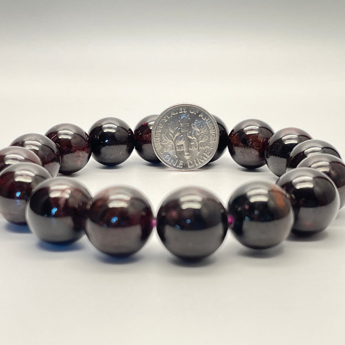 Stonelry Natural Garnet Beaded Bracelet (13+mm)
