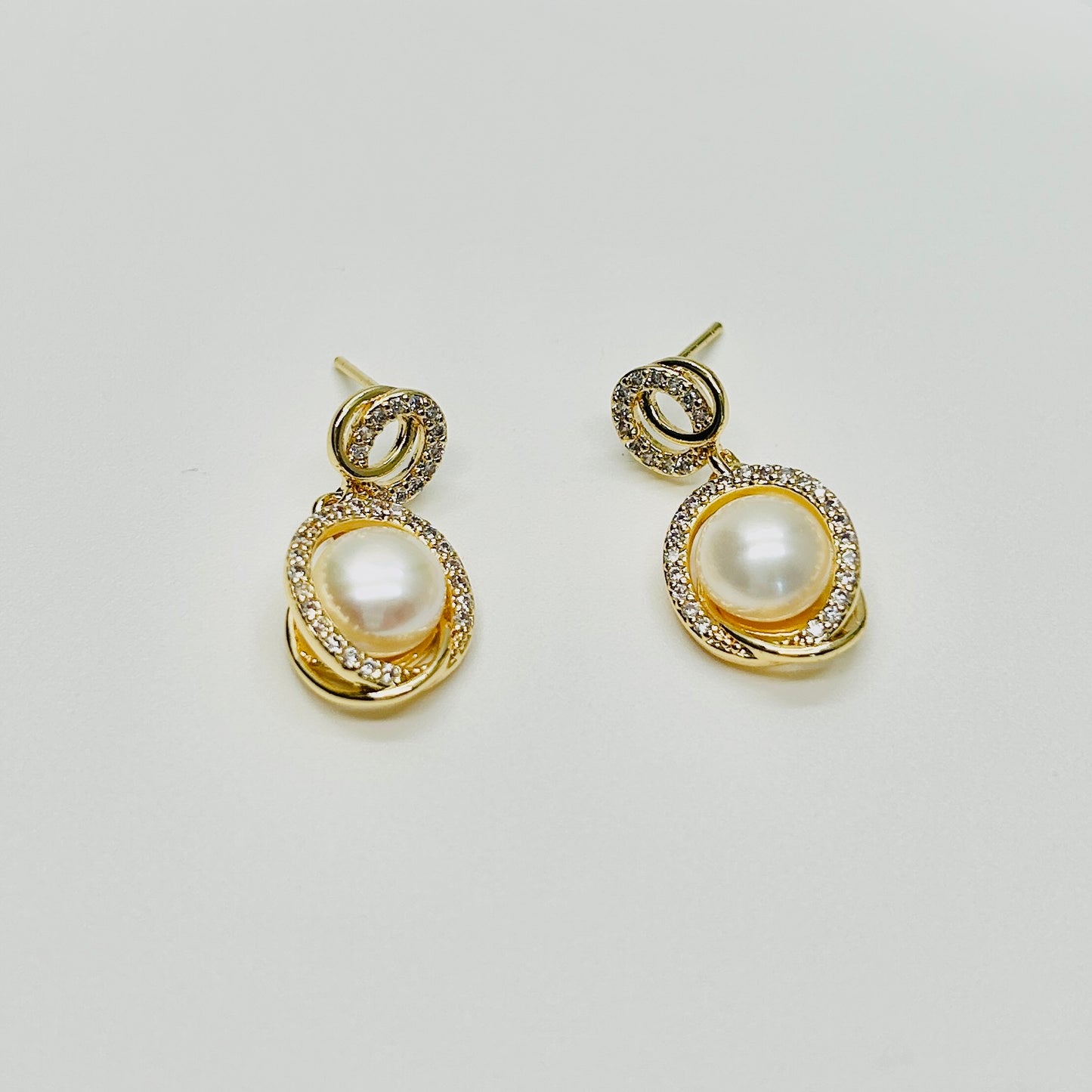 Stonelry Pearl Drop Earrings - Nebula Rings