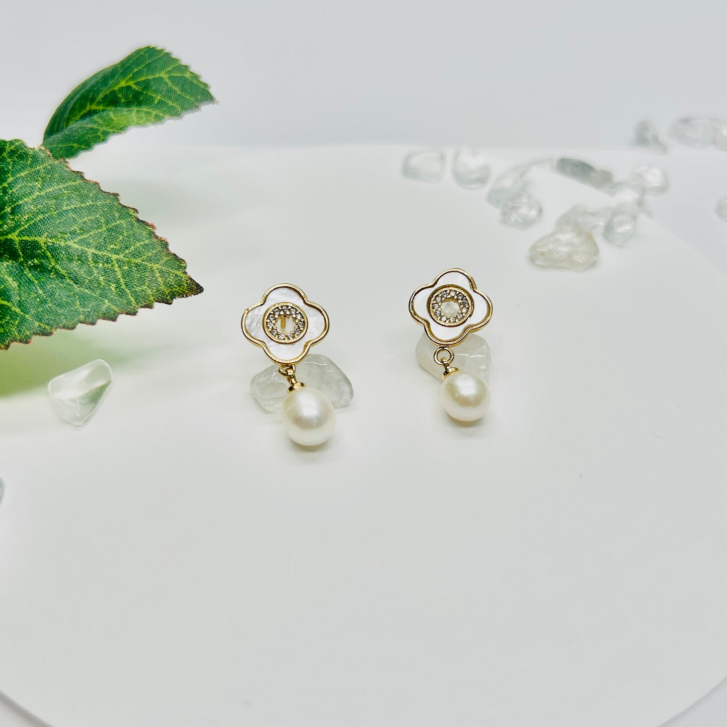 Stonelry Pearl Drop Earrings - Mermaid's Dangles