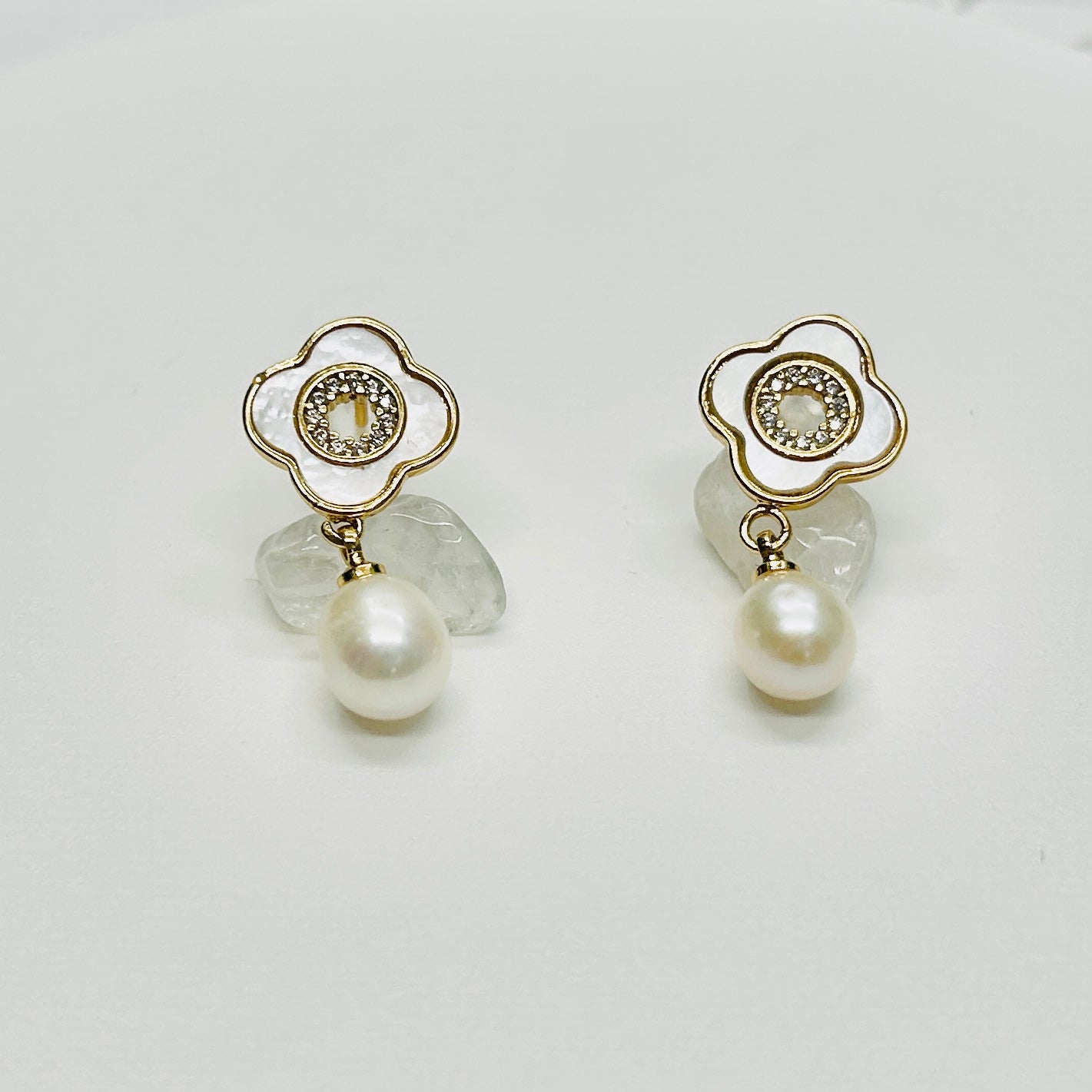 Stonelry Pearl Drop Earrings - Mermaid's Dangles