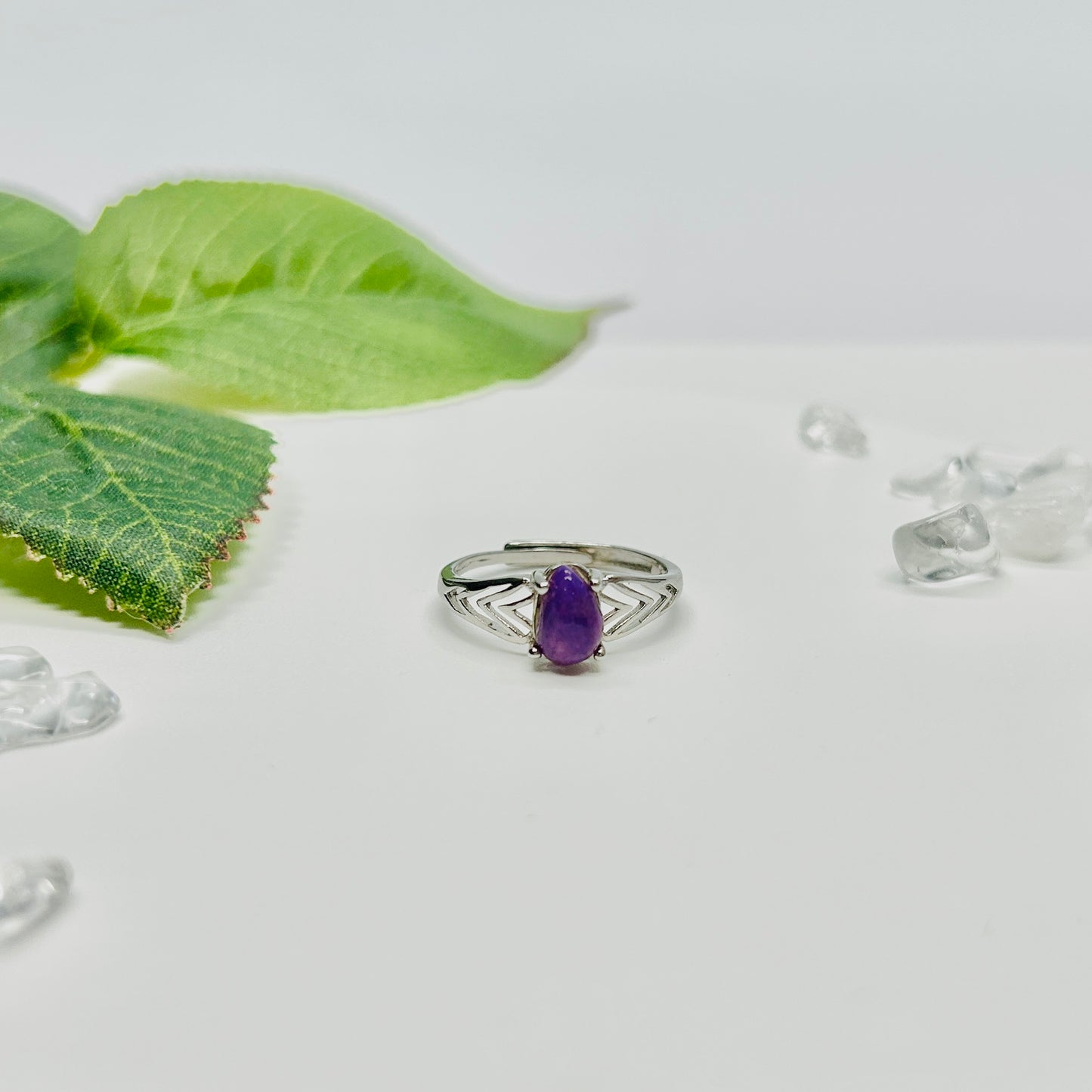 Stonelry Sugilite Ring - Pear-Cut Solitaire Ring